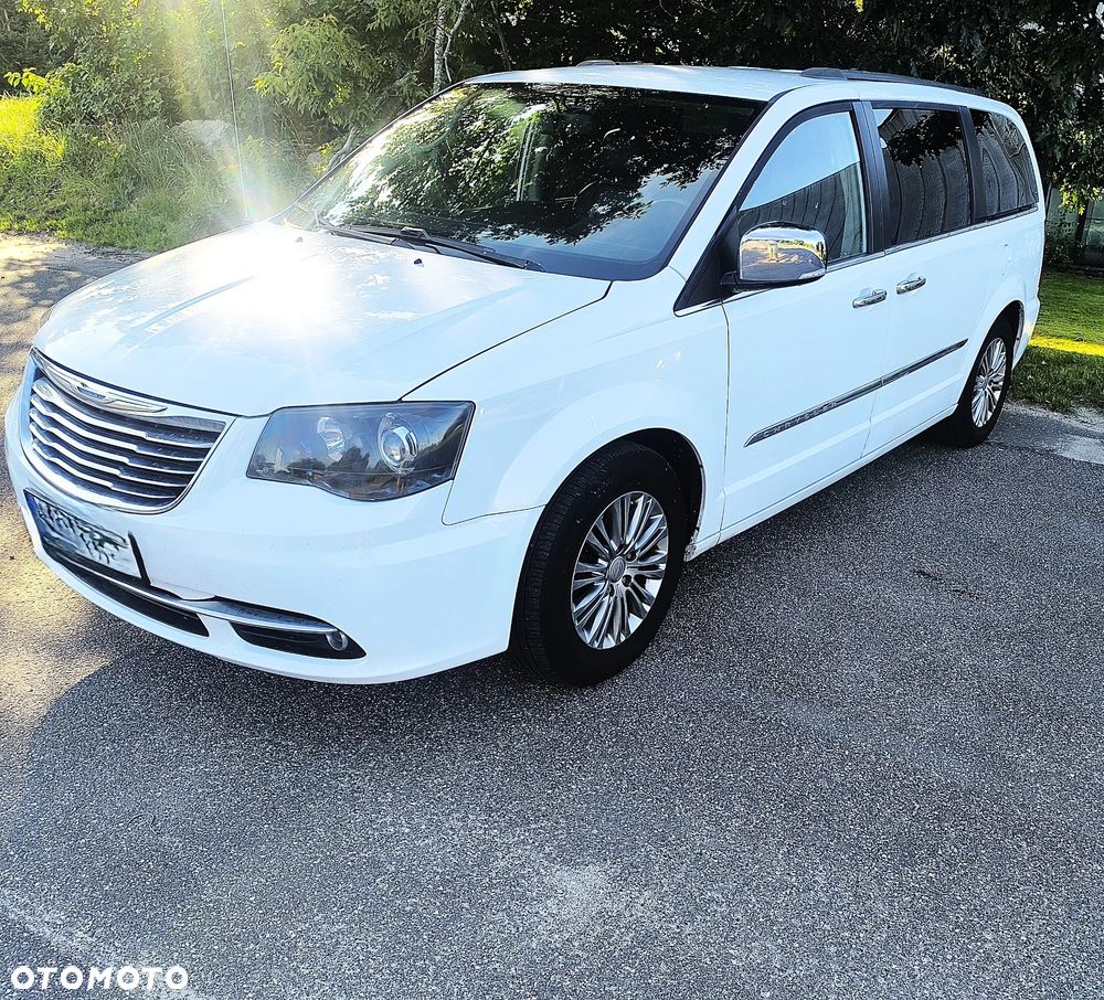 Chrysler Town & Country 3.6 Touring - 2