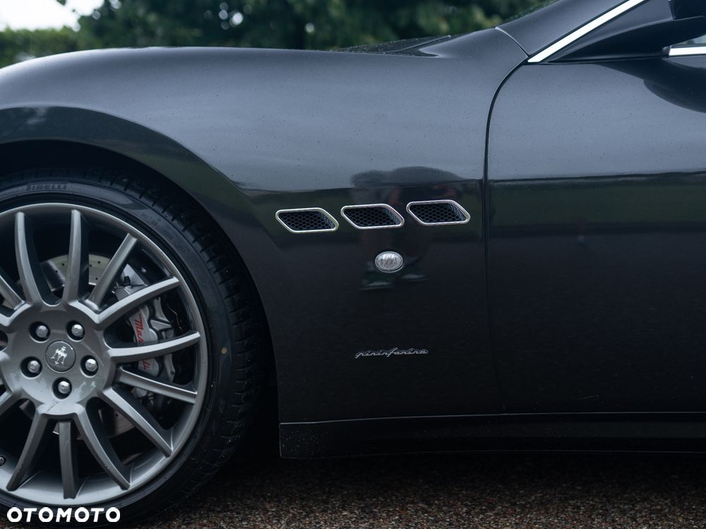 Maserati GranTurismo S - 4