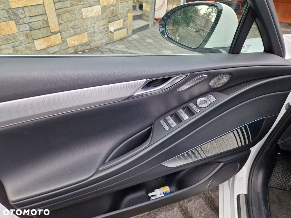 Hyundai Genesis - 9