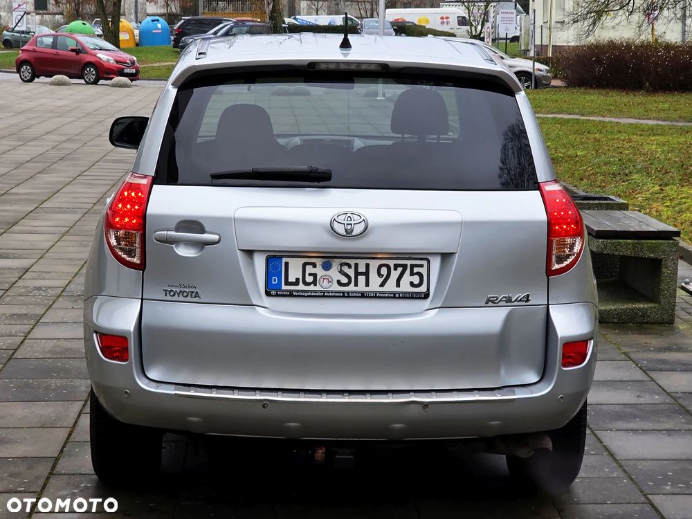 Toyota RAV4 2.0 4x4 Executive - 5