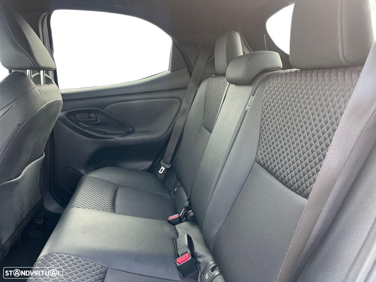 Toyota Yaris - 11