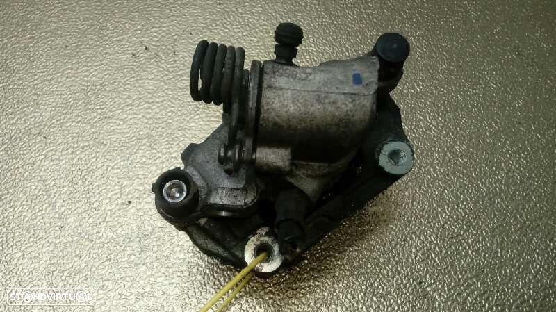 PINÇA TRAVÃO TRASEIRA DIREITA FORD FOCUS II 2005 - 1