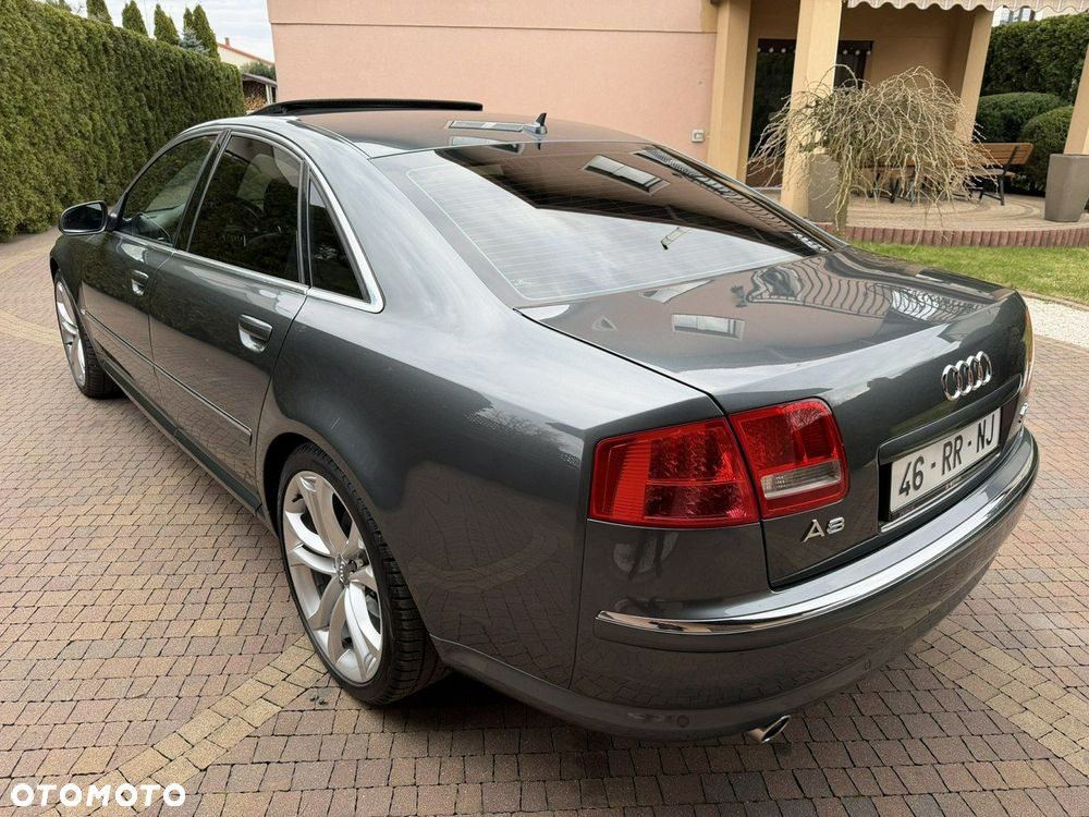Audi A8 - 3