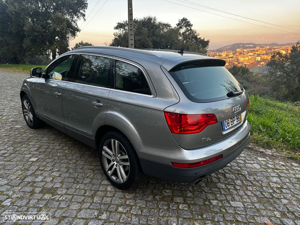 Audi Q7 3.0 TDI Sport Tiptronic - 12