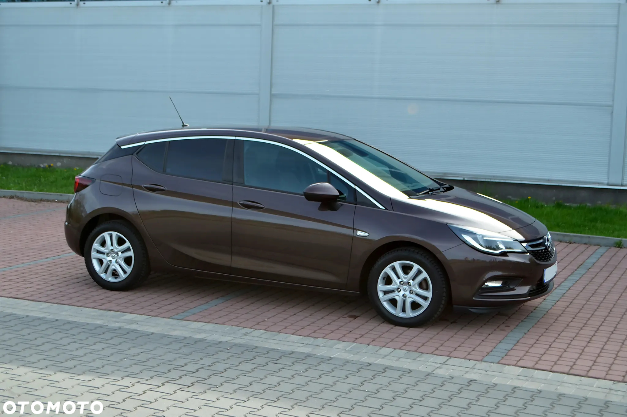 Opel Astra V 1.4 T Dynamic - 26