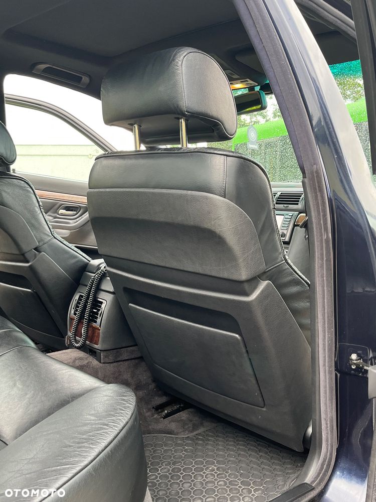 BMW Seria 7 - 24