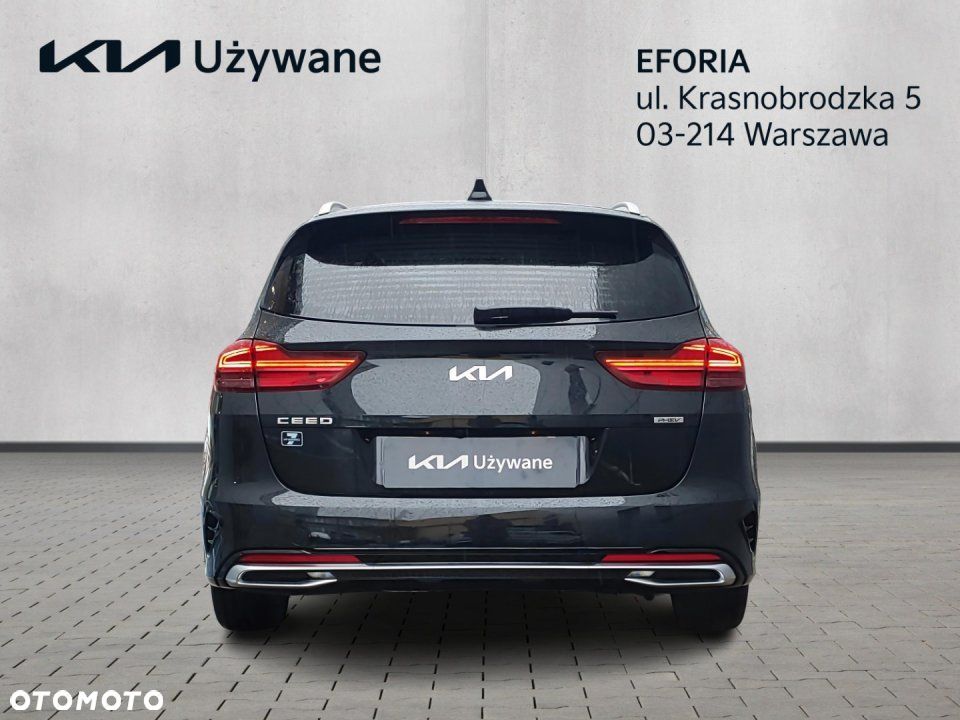 Kia Ceed - 4