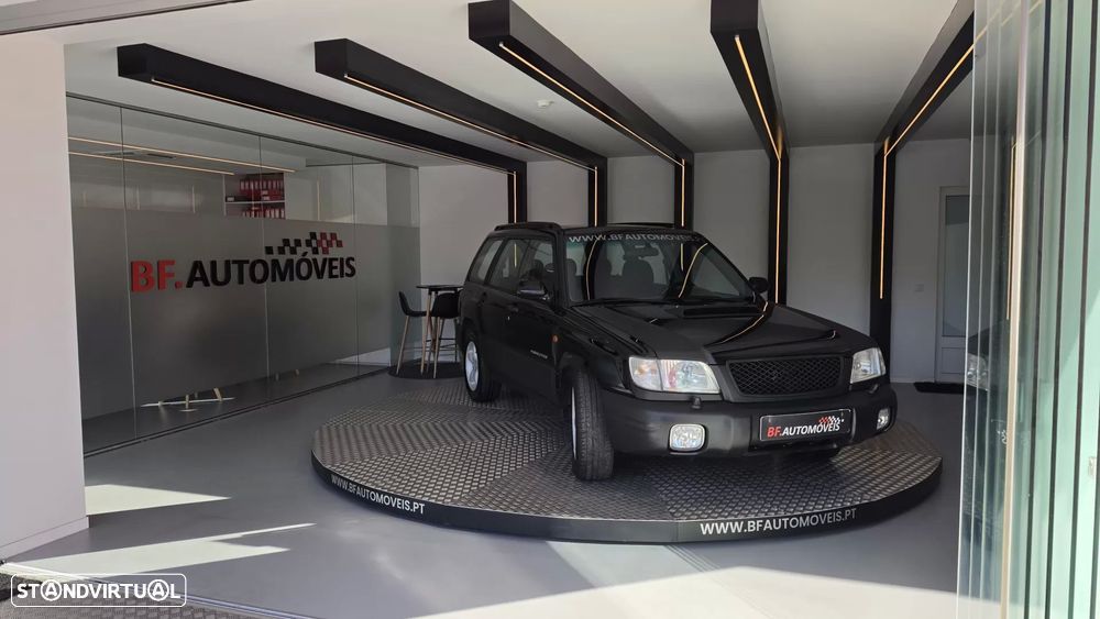 Subaru Forester 2.0 T XT - 10