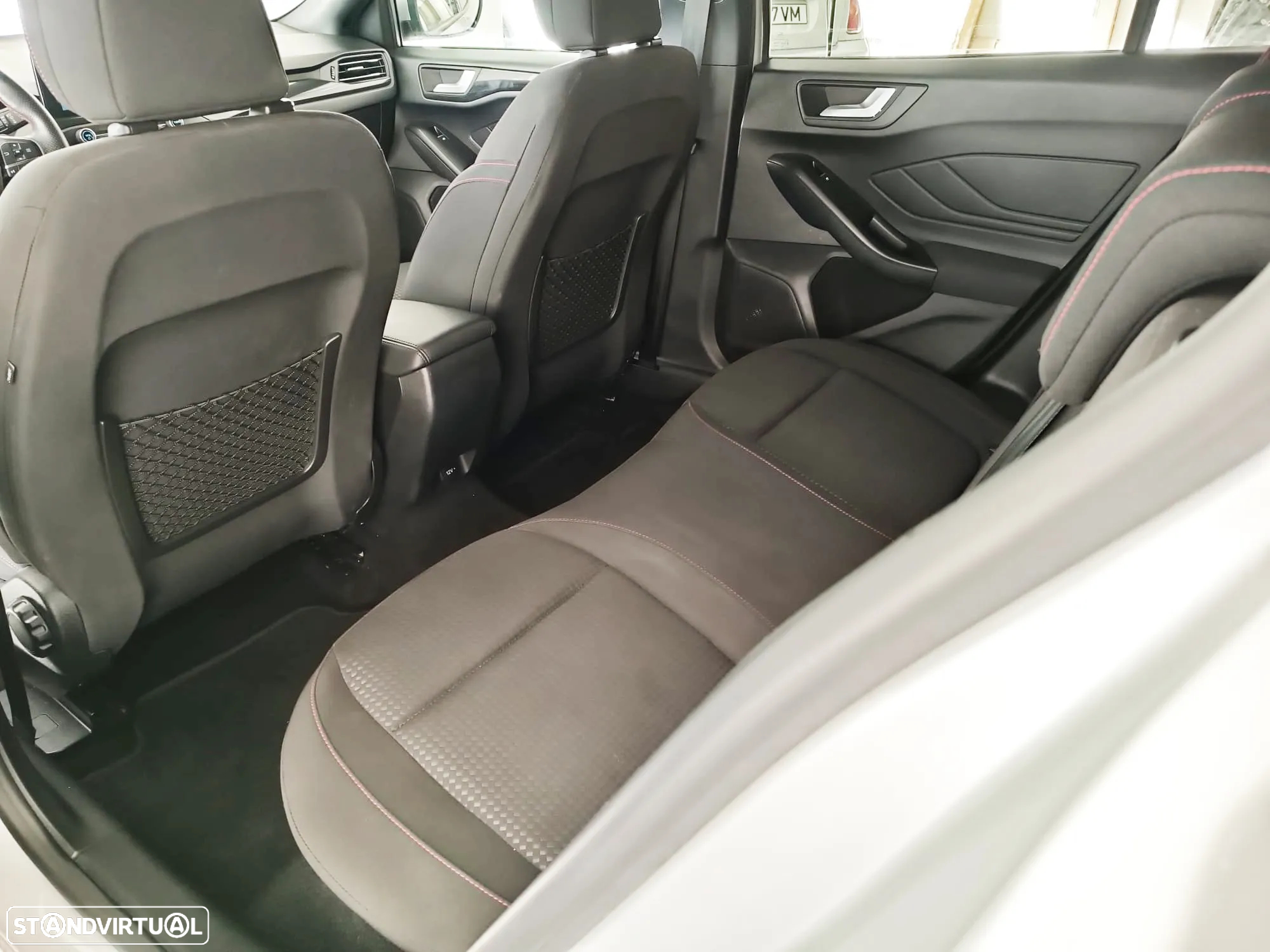 Ford Focus 1.0 EcoBoost ST-Line Aut. - 12