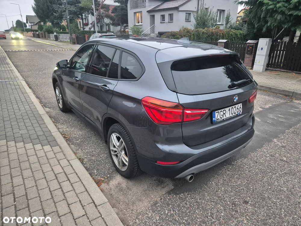 BMW X1 - 4