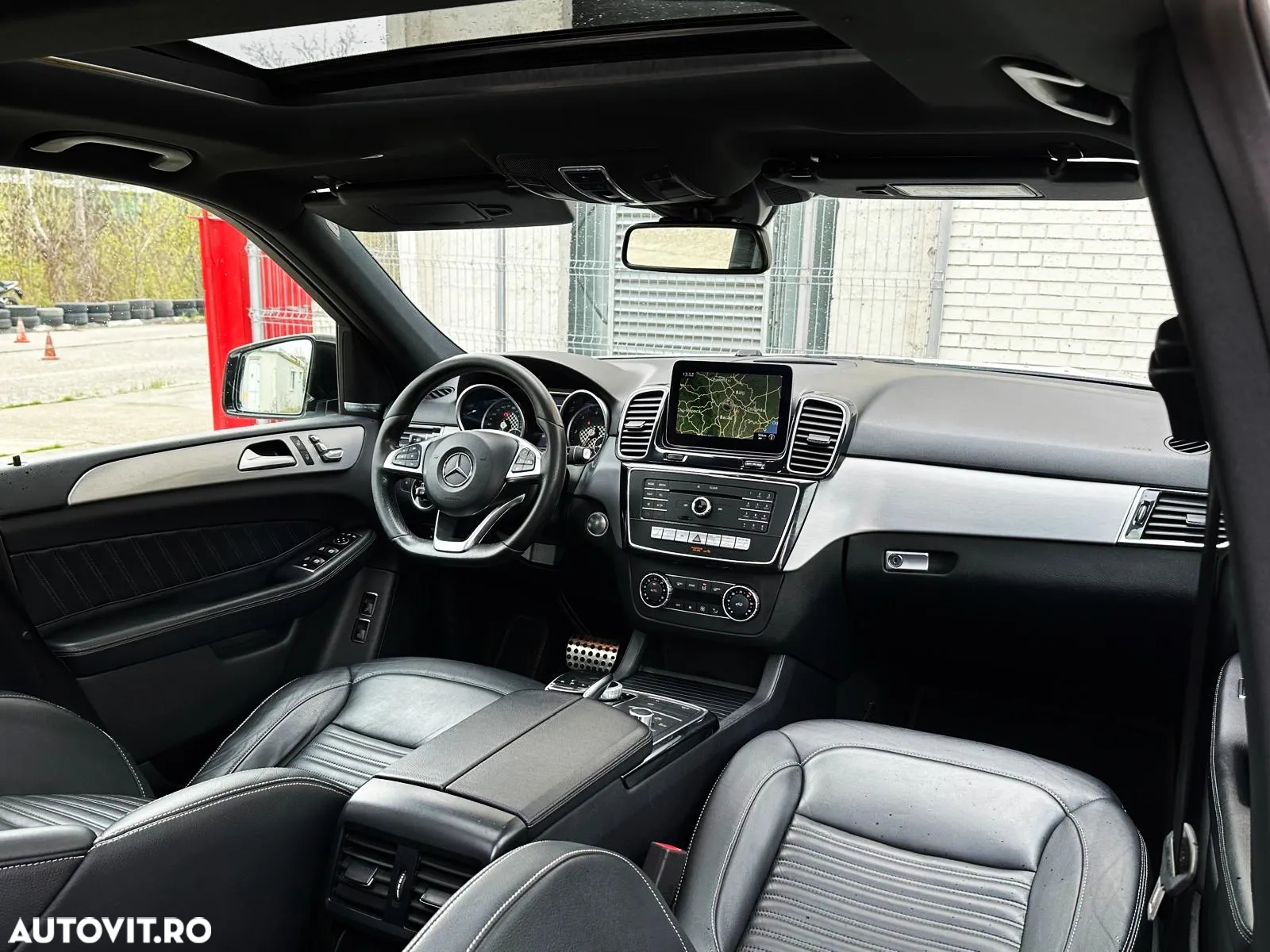 Mercedes-Benz GLE 350 d 4Matic 9G-TRONIC AMG Line - 8