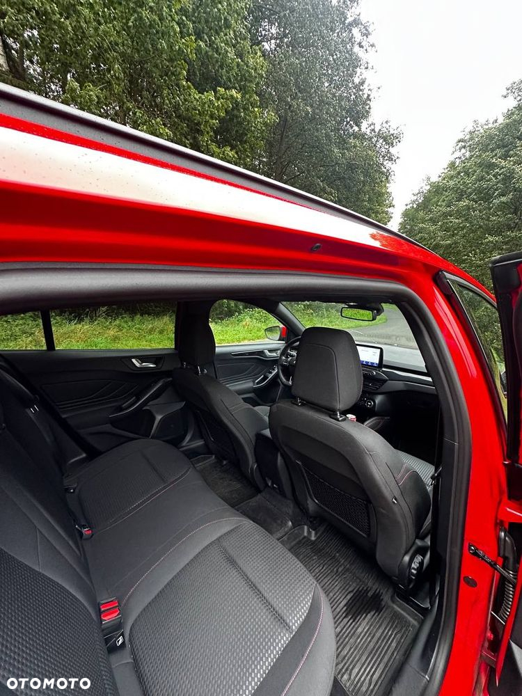 Ford Focus 1.5 EcoBoost Start-Stopp-System ST-LINE - 11