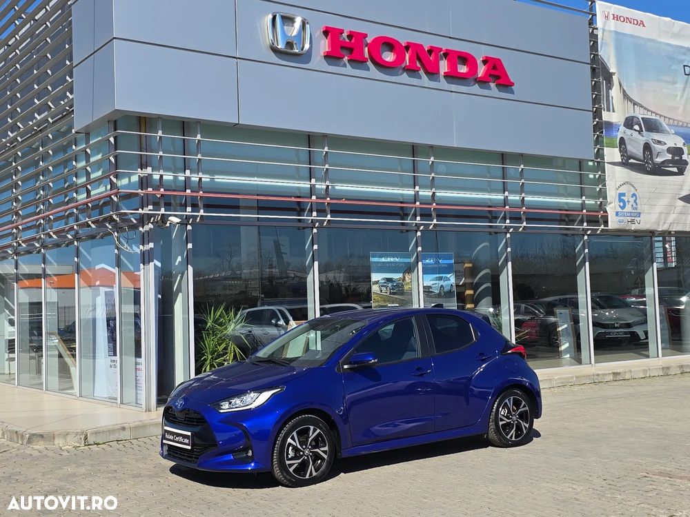 Toyota Yaris 1.5 VVT-i HSD Dynamic - 1