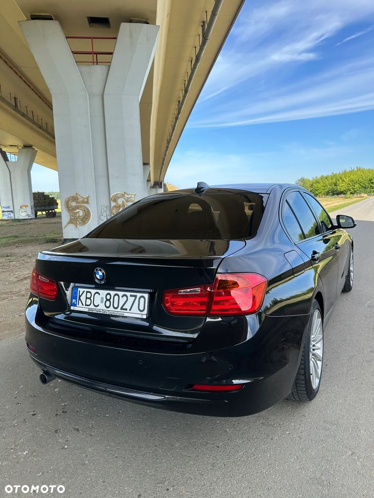 BMW Seria 3 320d Blue Performance Luxury Line - 8