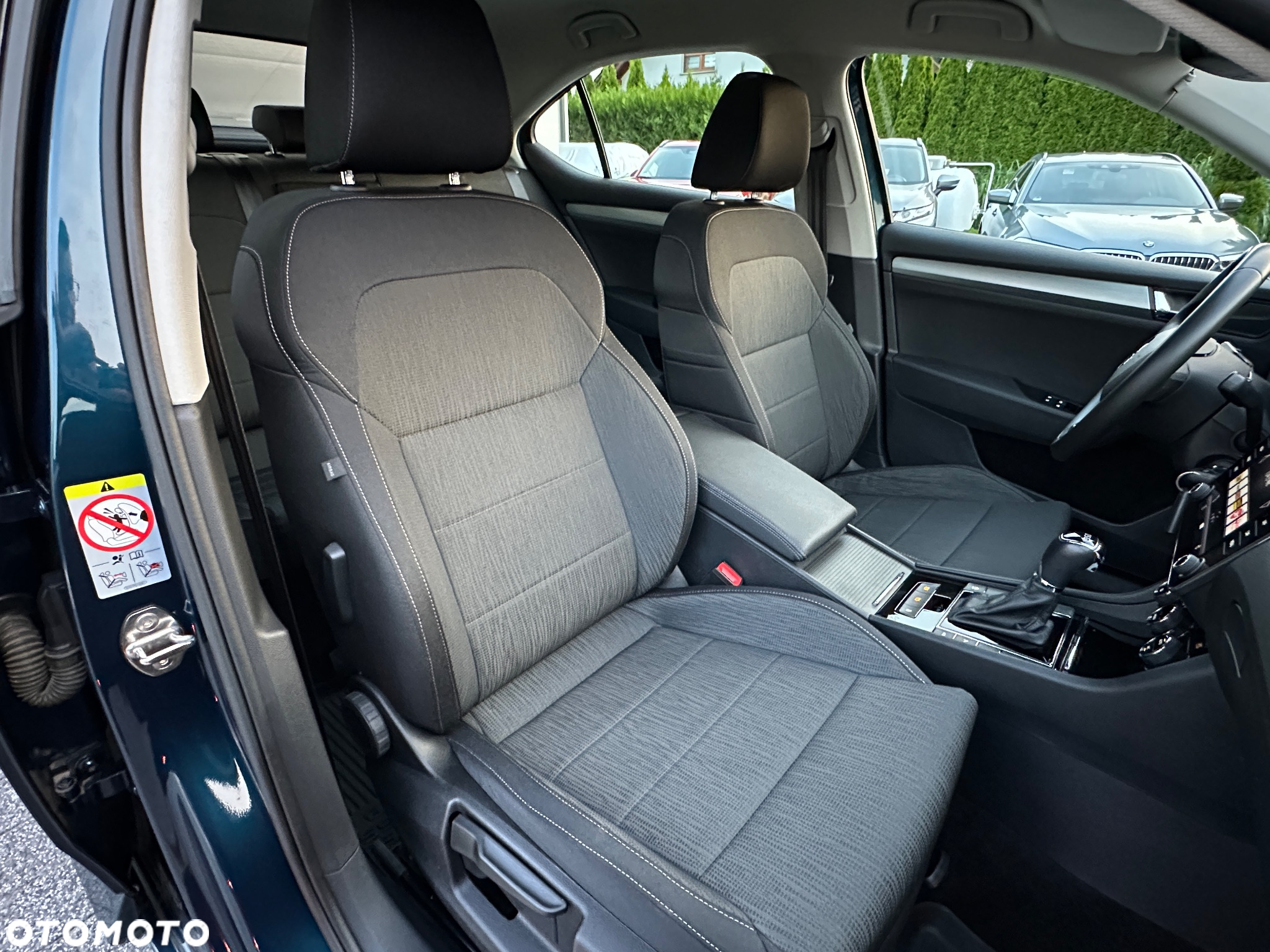 Skoda Superb 2.0 TDI Ambition DSG7 - 8