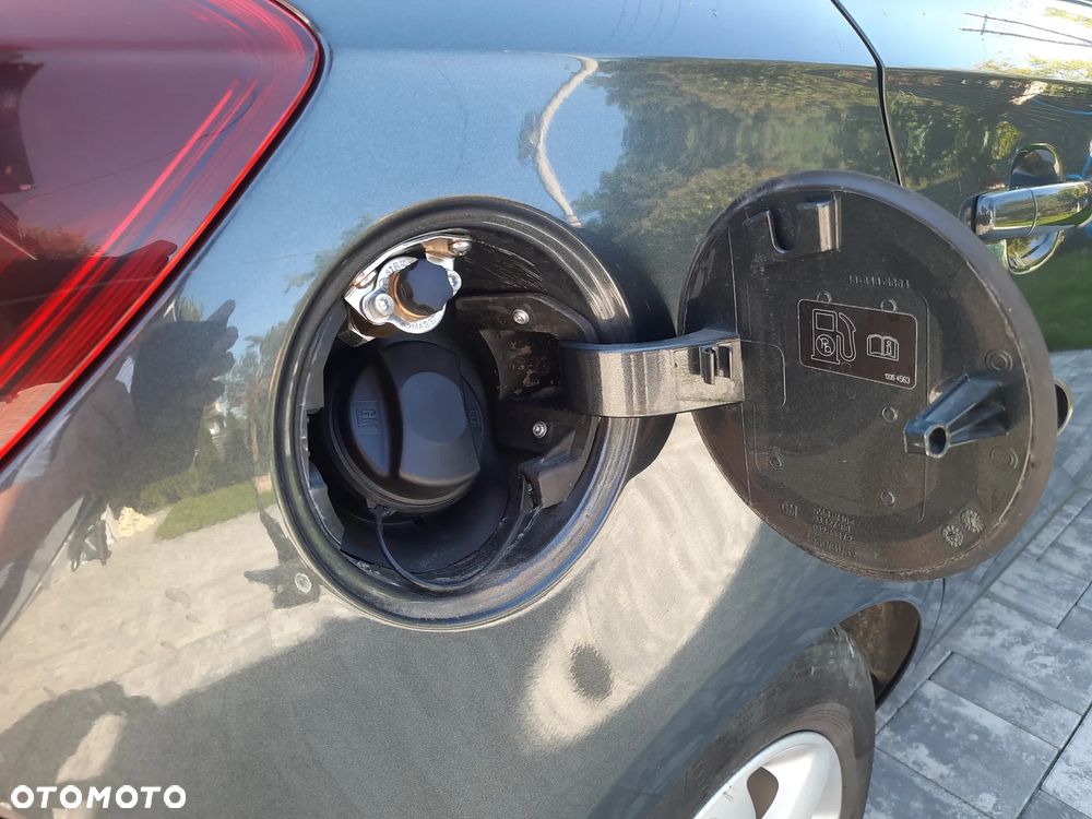 Opel Corsa - 16