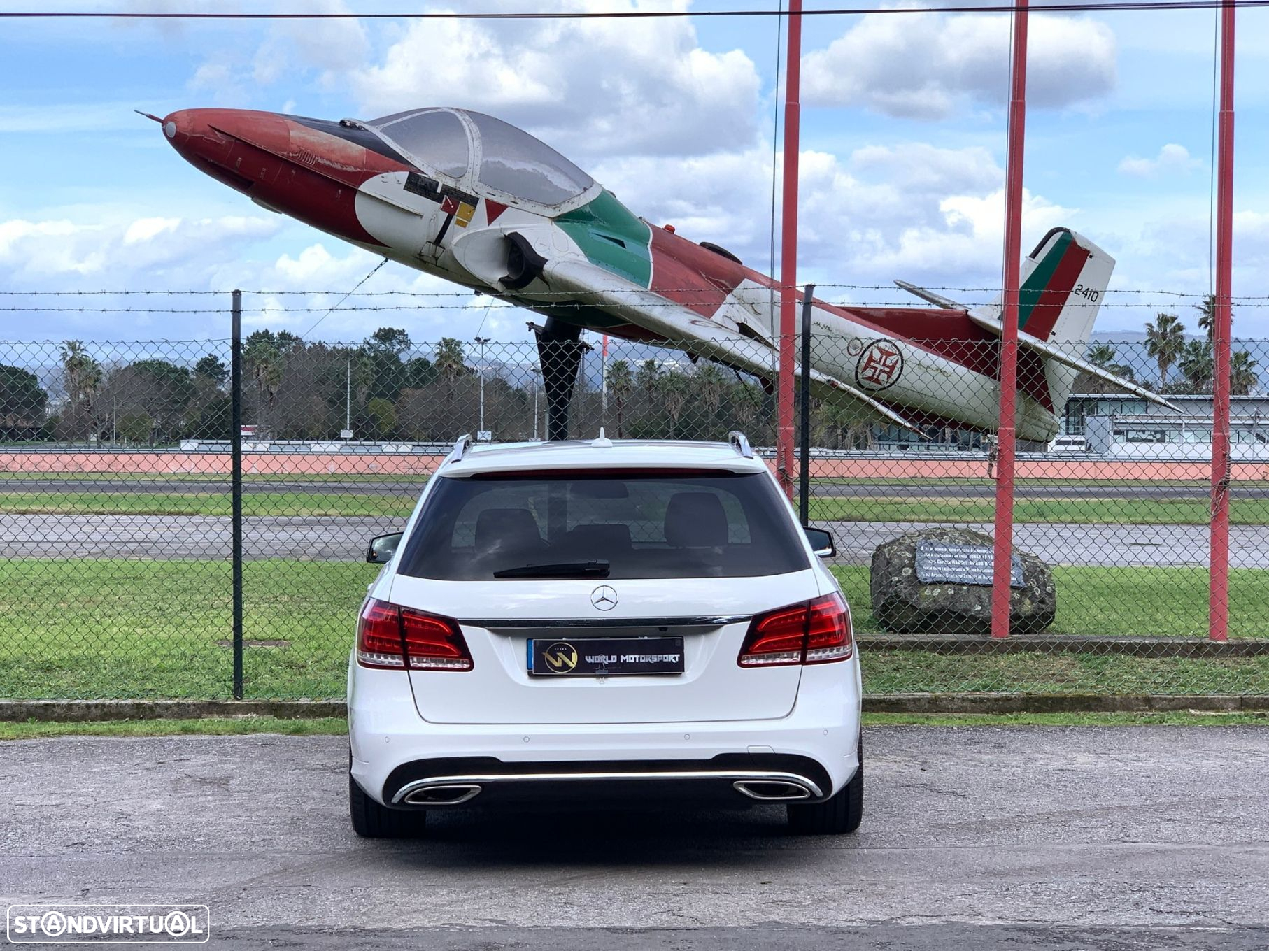 Mercedes-Benz E 220 BlueTEC Avantgarde Auto. - 10