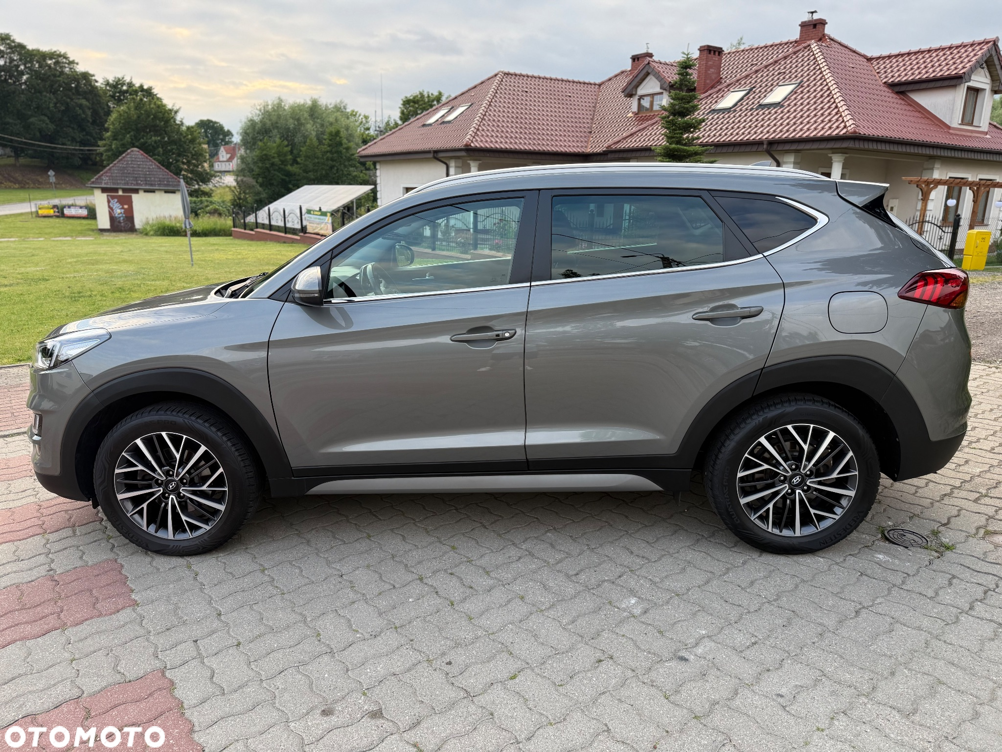 Hyundai Tucson - 13
