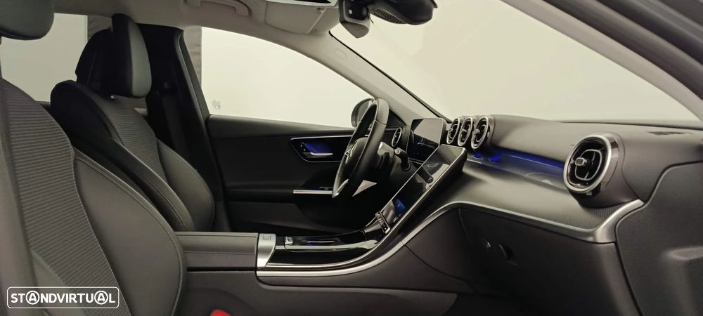 Mercedes-Benz C 220 d Avantgarde - 28