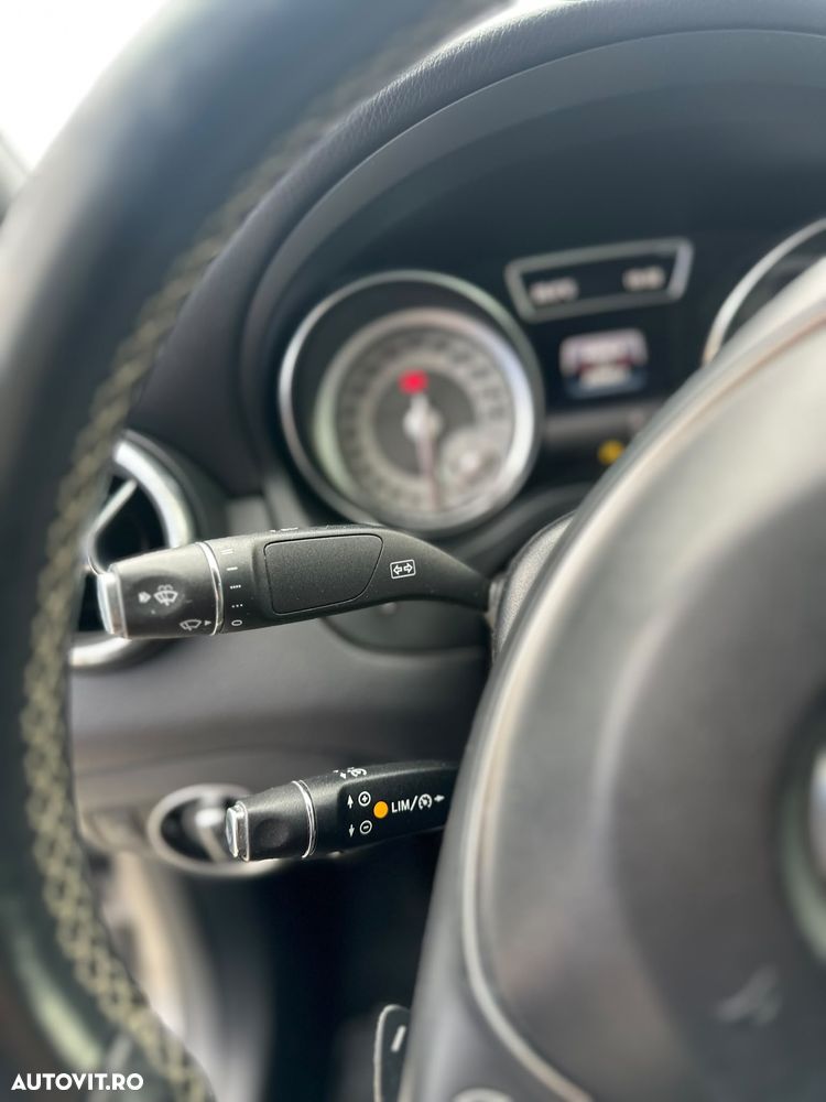 Mercedes-Benz CLA 180 - 24