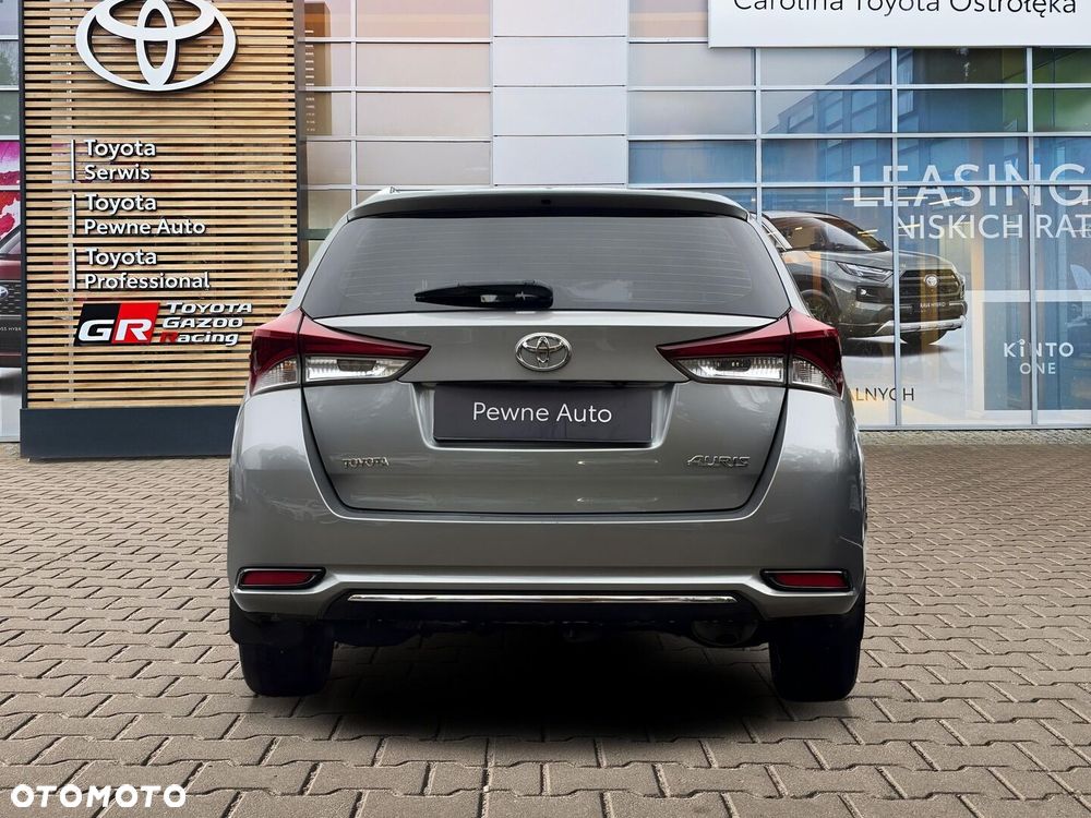 Toyota Auris 1.6 Premium Comfort - 5