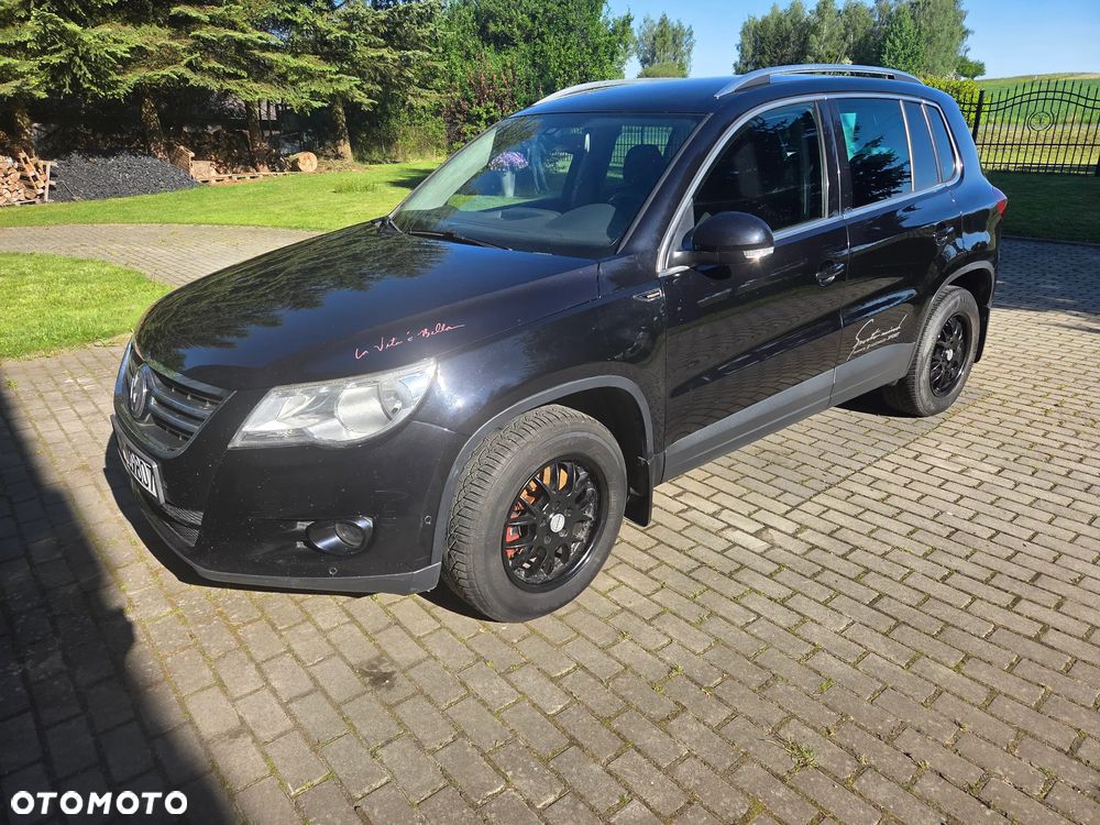 Volkswagen Tiguan - 2