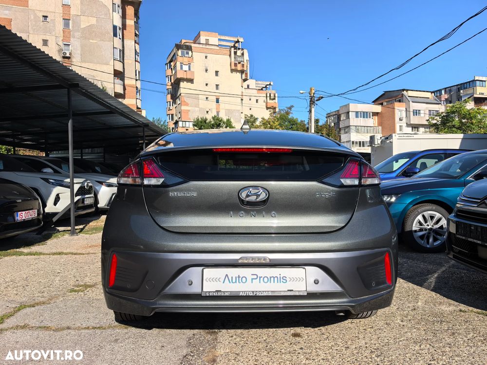Hyundai IONIQ 1.6 141CP Exclusive - 10