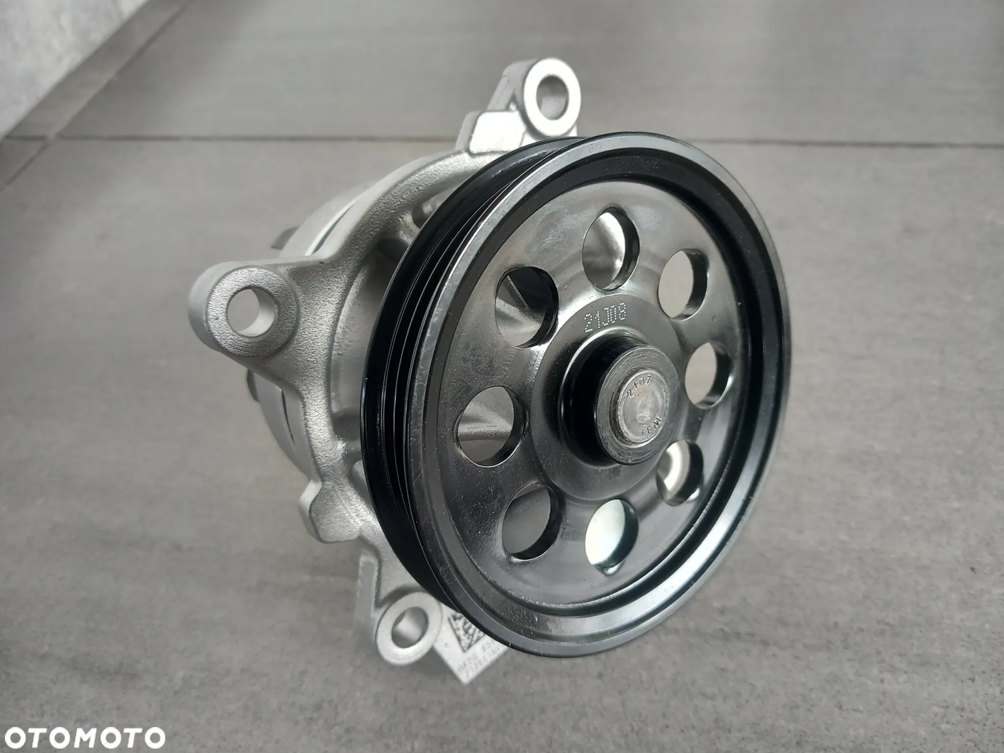 Pompa wody Ford 2.0 TDCI EcoBlue - Diesel Partner 2540900 - 7