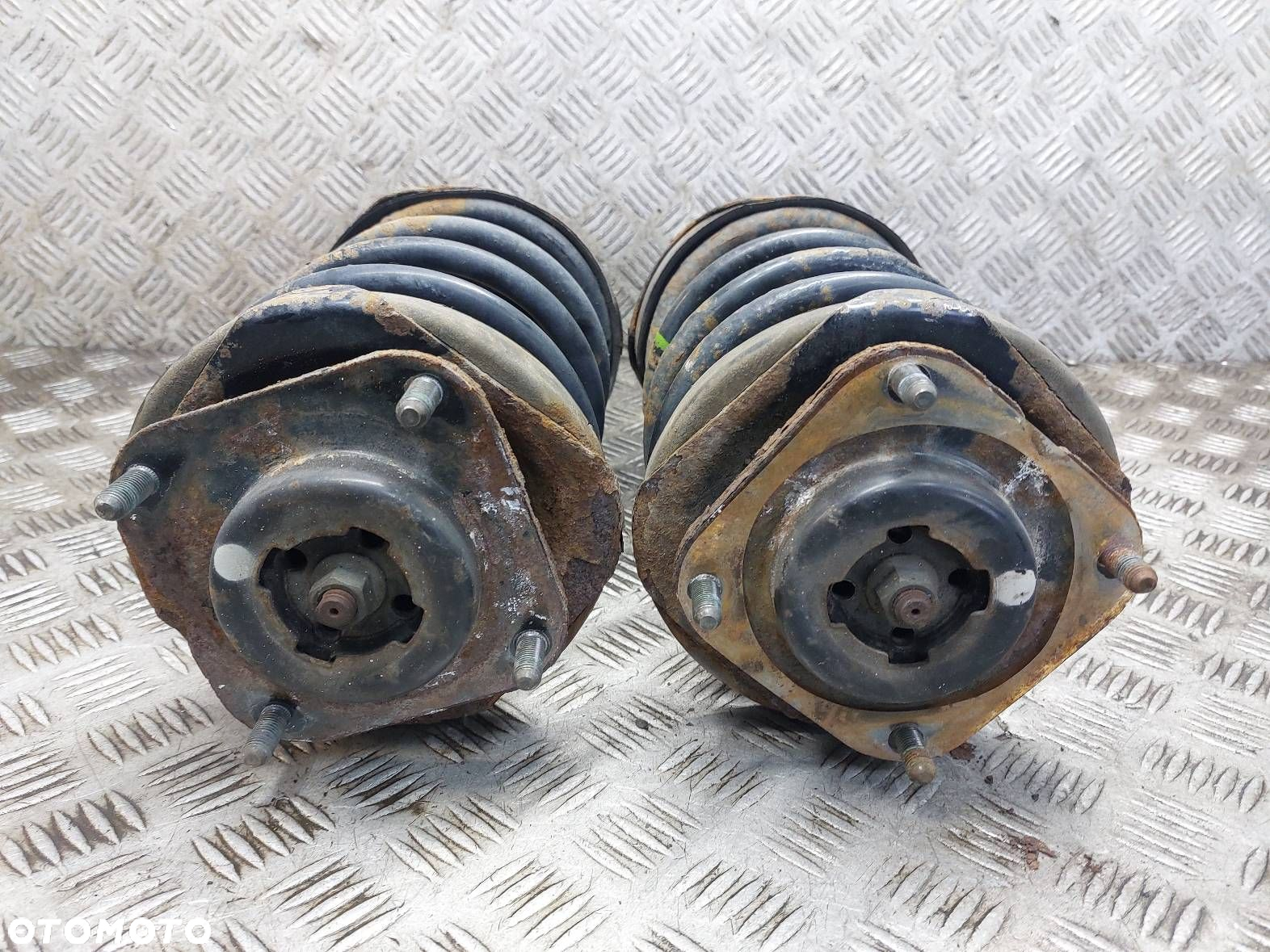 AMORTYZATOR + SPRĘŻYNA LEWY PRZÓD + PRAWY PRZÓD MAZDA 323F BJ 1.6 16V - 2