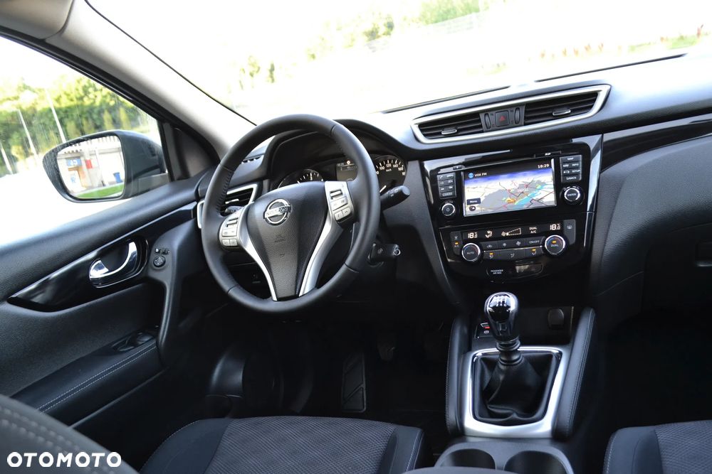 Nissan Qashqai 1.6 DCi Tekna - 28