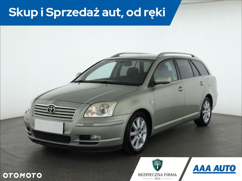 Toyota Avensis - 2