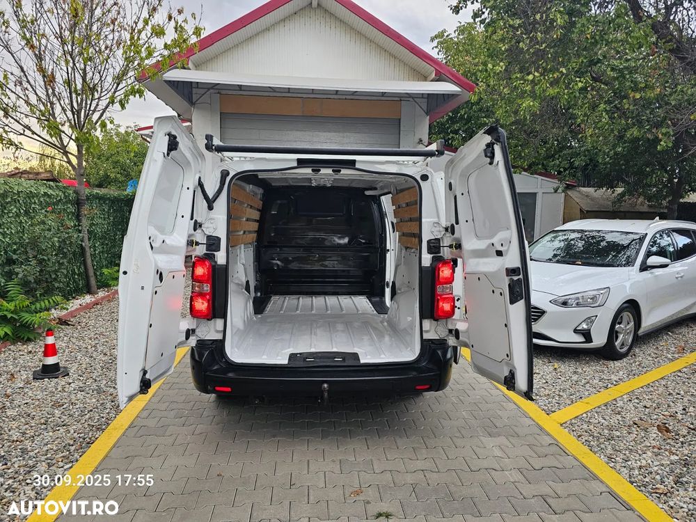 Opel Vivaro - 9
