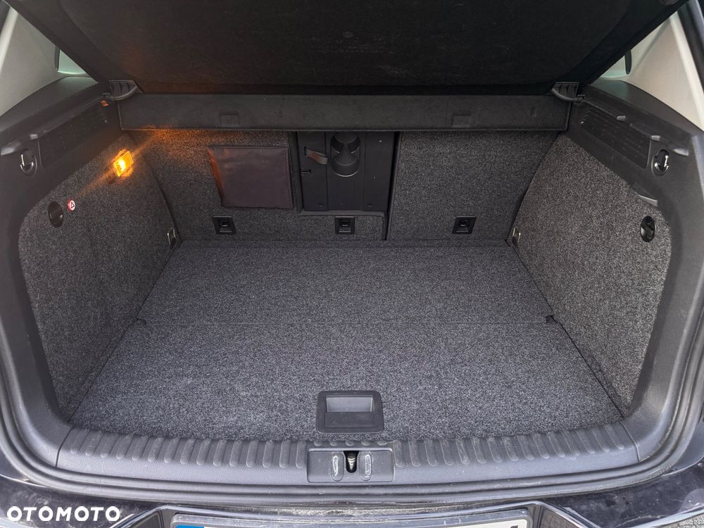 Volkswagen Tiguan 2.0 TDI 4Mot R-Style DSG - 27