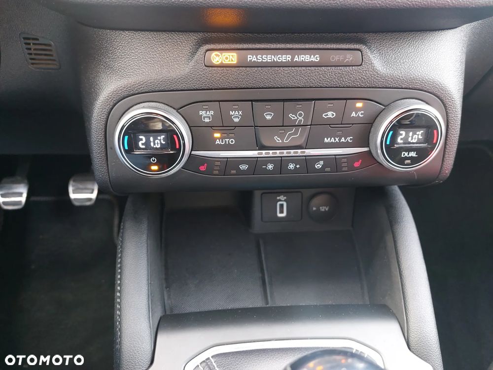 Ford Focus 2.0 EcoBlue ST - 23