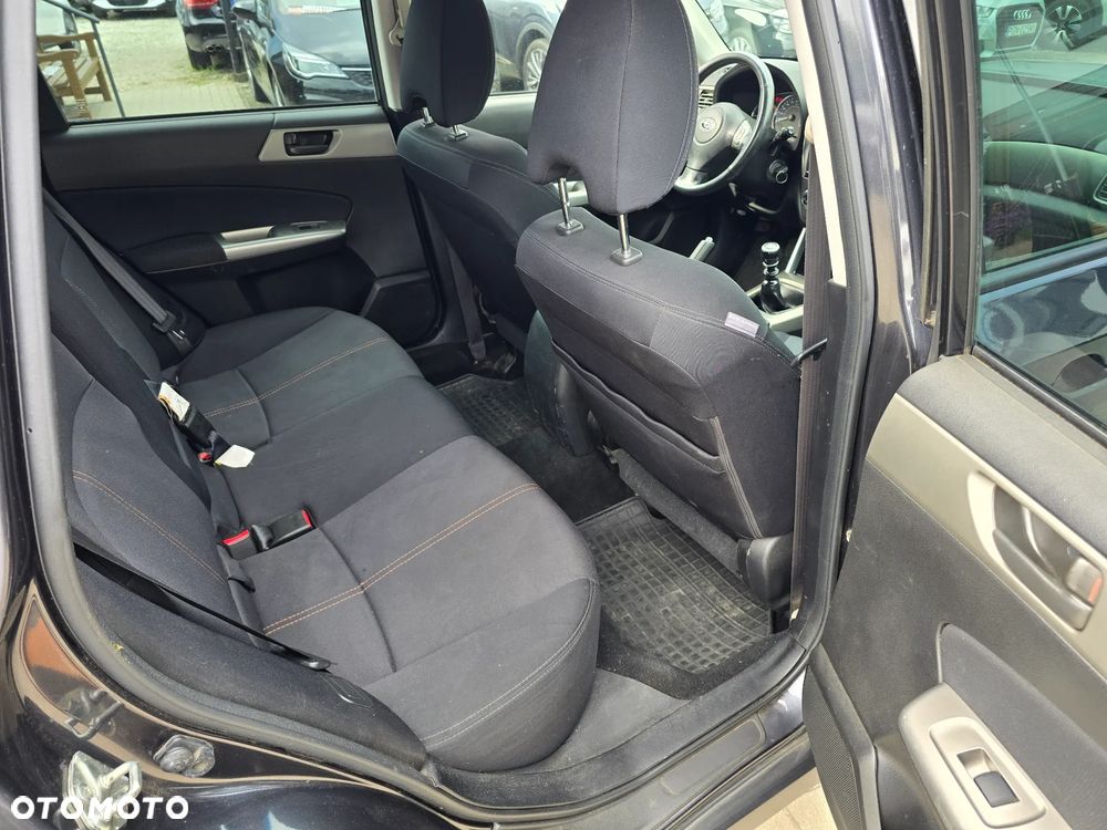 Subaru Forester - 10