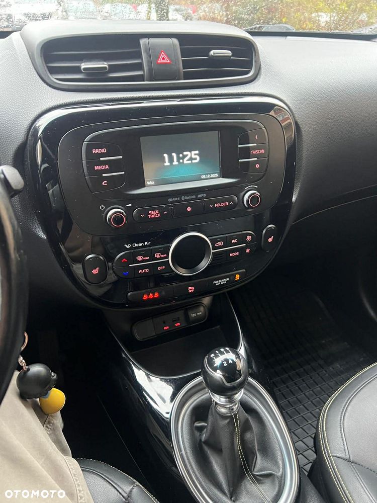 Kia Soul 1.6 GDI Dream Team Edition - 23