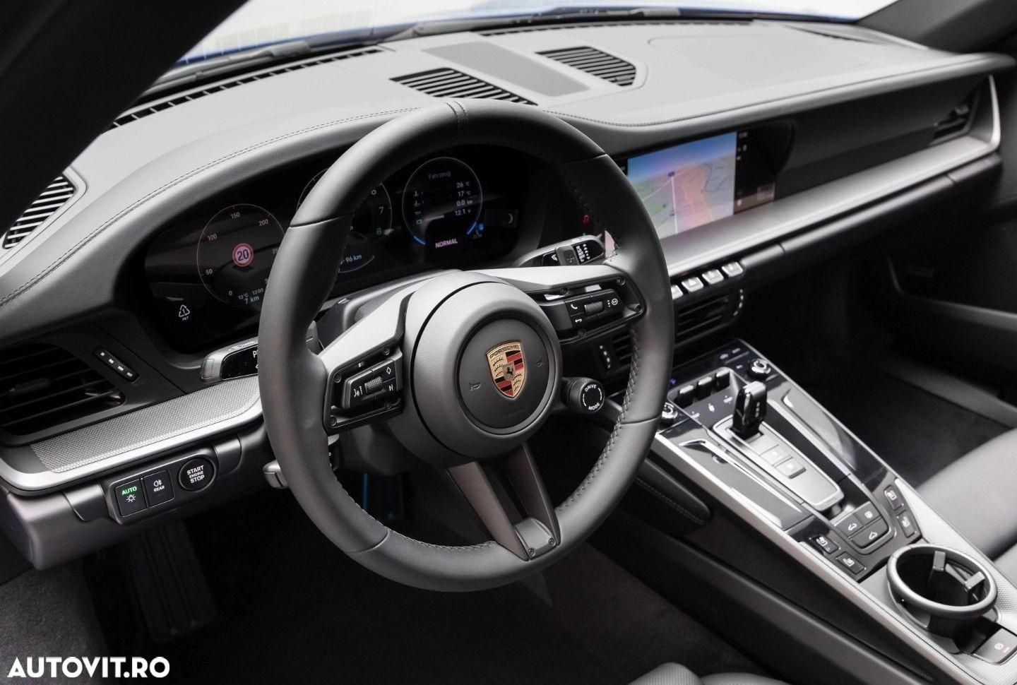 Porsche 992 - 17