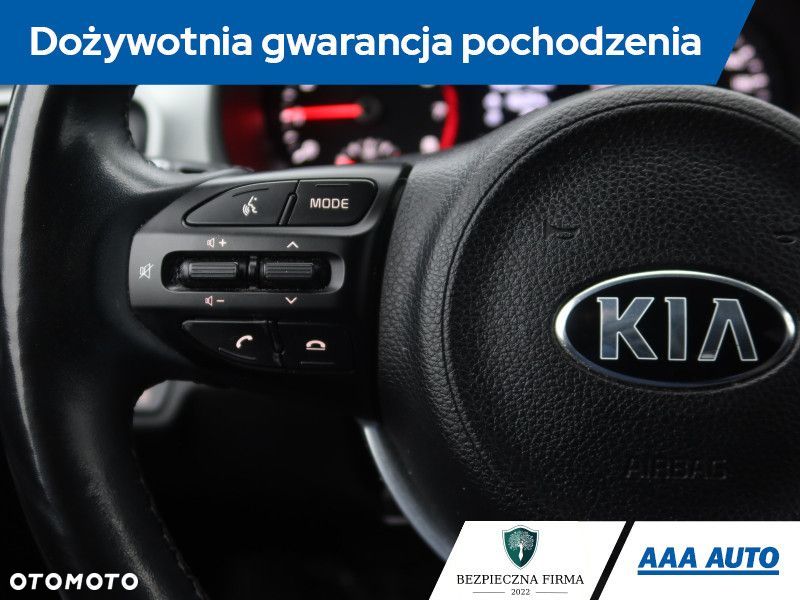 Kia Stonic - 20