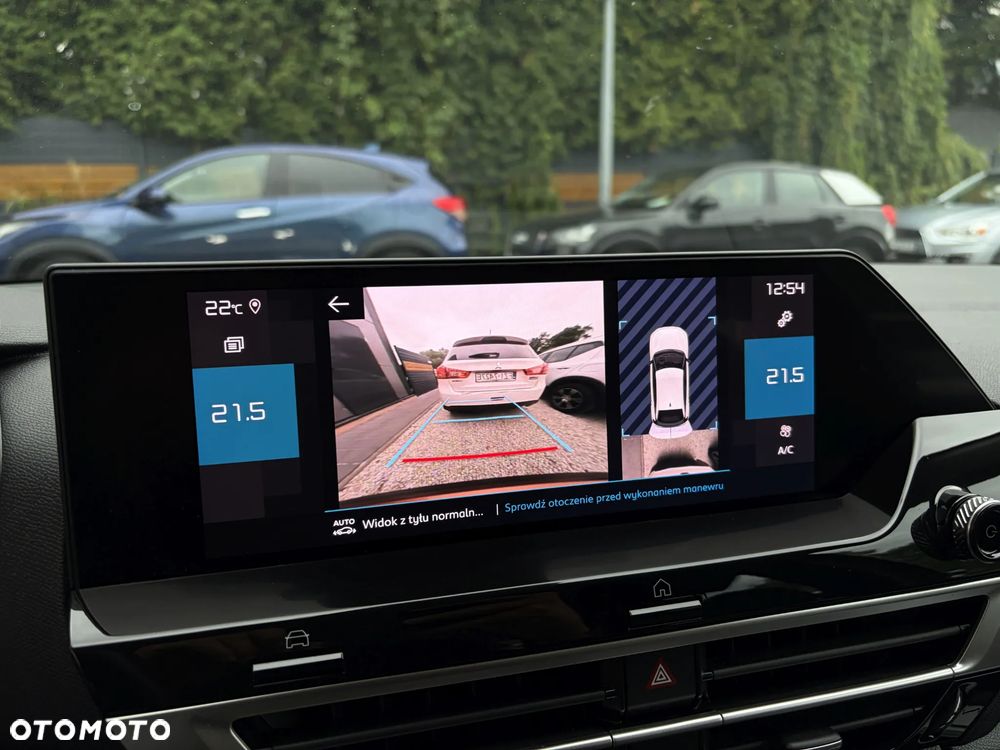 Citroën C4 PureTech 130 Stop&Start EAT8 PLUS - 28