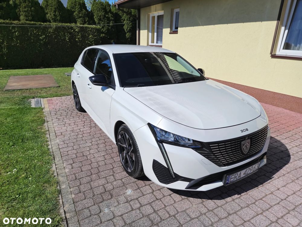 Peugeot 308 - 8