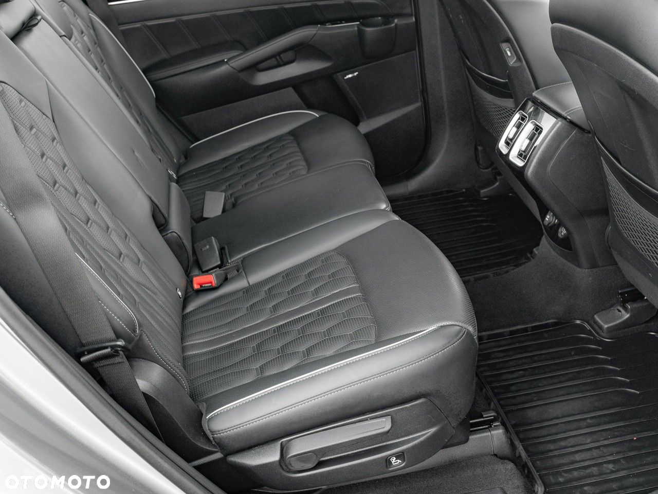 Kia Sorento 1.6 T-GDI HEV Prestige Line 4WD 7os - 32