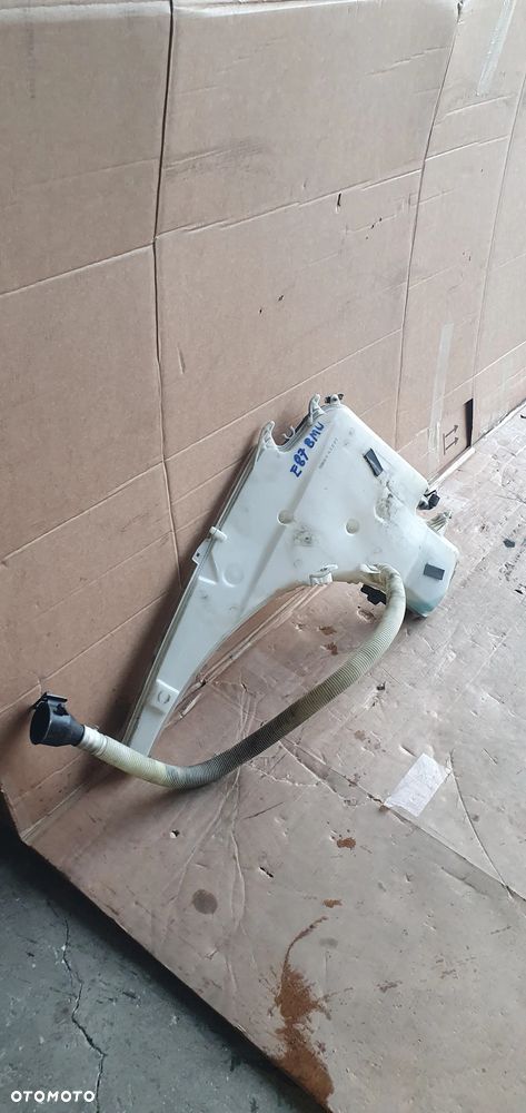 Zbiorniczek płynu spryskiwaczy pompka pompki BMW I E81 E87 7229535 - 4