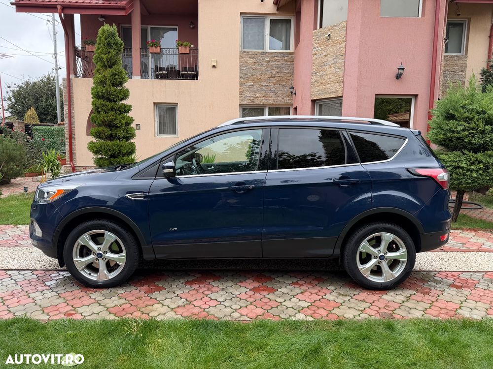 Ford Kuga 2.0 TDCi 4WD Titanium - 4