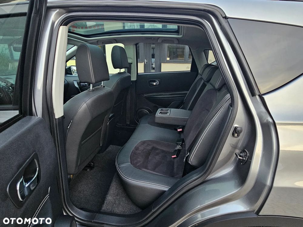 Nissan Qashqai 1.5 dCi DPF 360 - 12