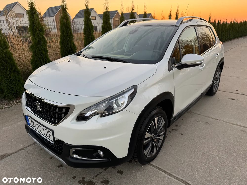Peugeot 2008 1.2 Pure Tech Allure S&S EAT6 - 2