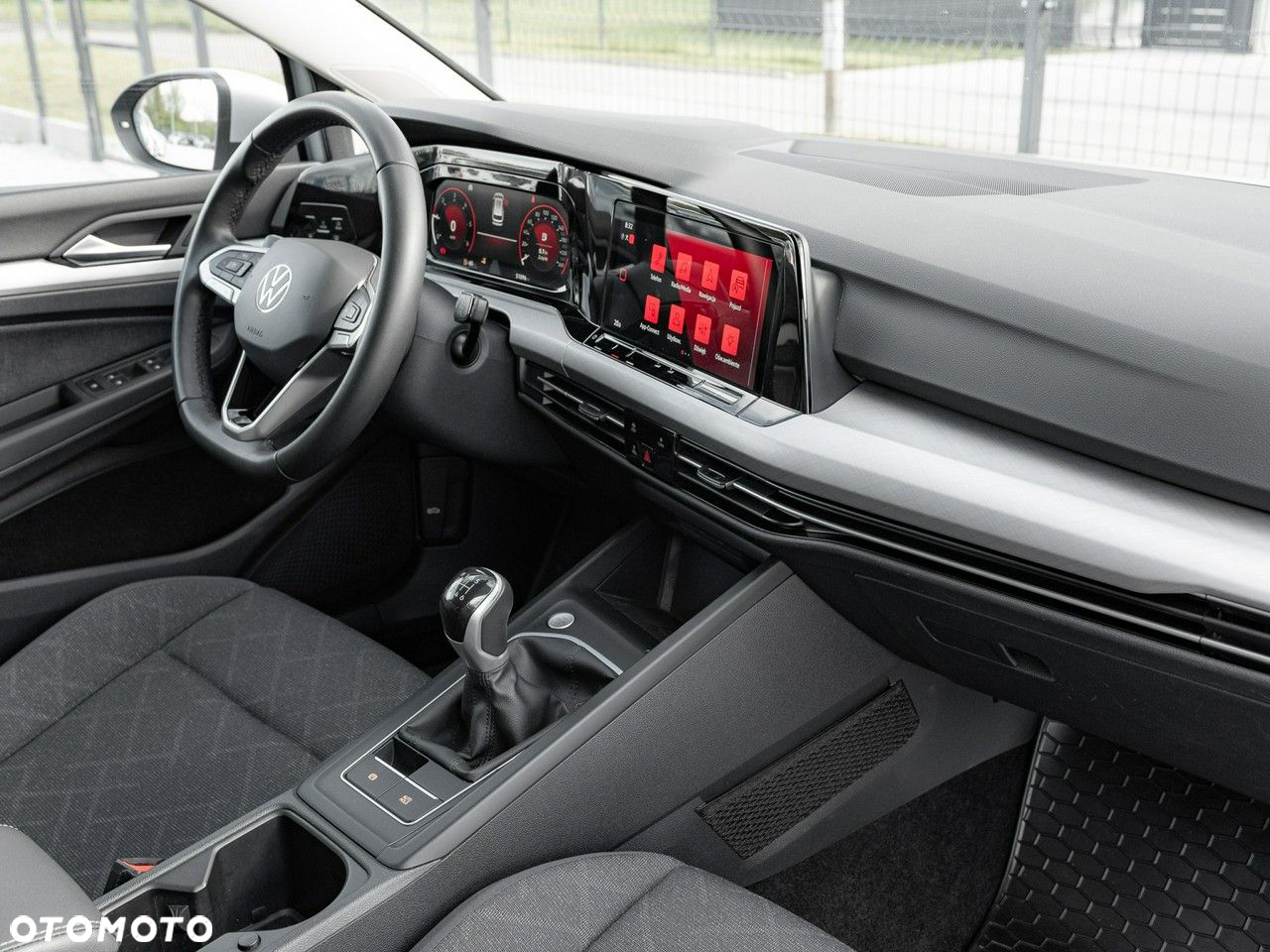Volkswagen Golf VIII 2.0 TDI Life - 32
