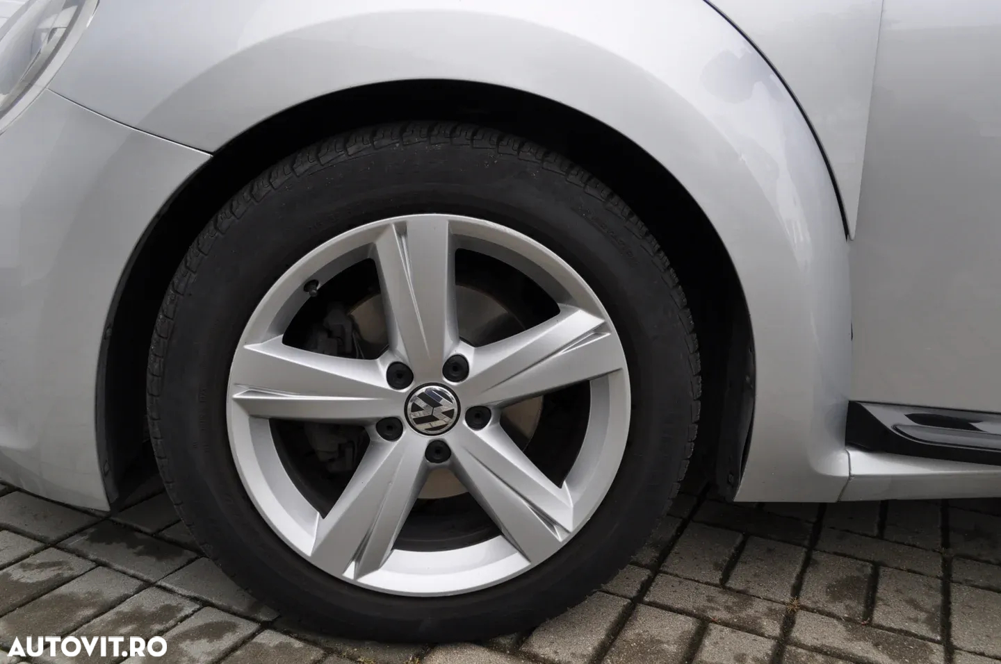 Volkswagen Beetle 2.0 TDI DSG6 Sport - 5