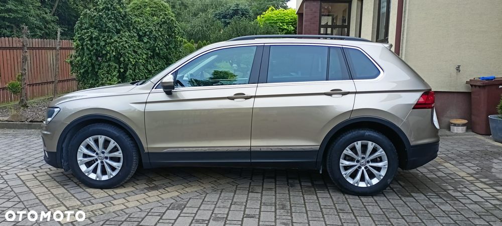 Volkswagen Tiguan - 2
