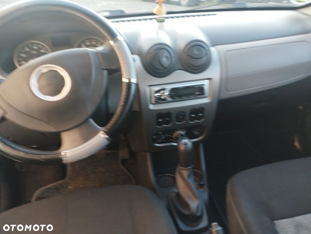 Dacia Sandero 1.2 16V - 6