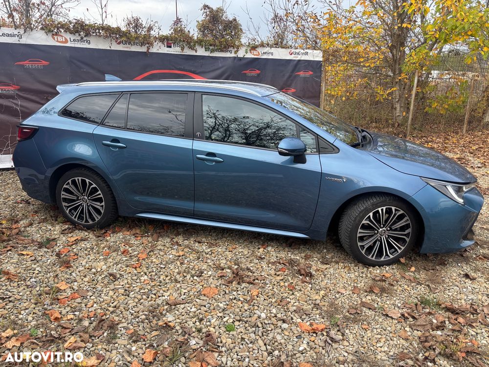 Toyota Corolla 2.0 Hybrid Team Deutschland - 7